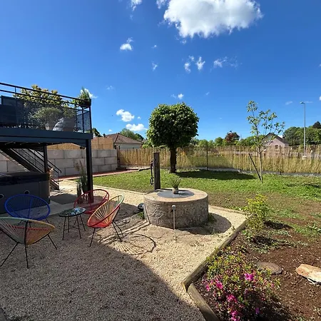 Holiday home Maison Chez Coco Mauriac (Cantal)